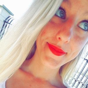 Meet your Posher, Kari-lyn